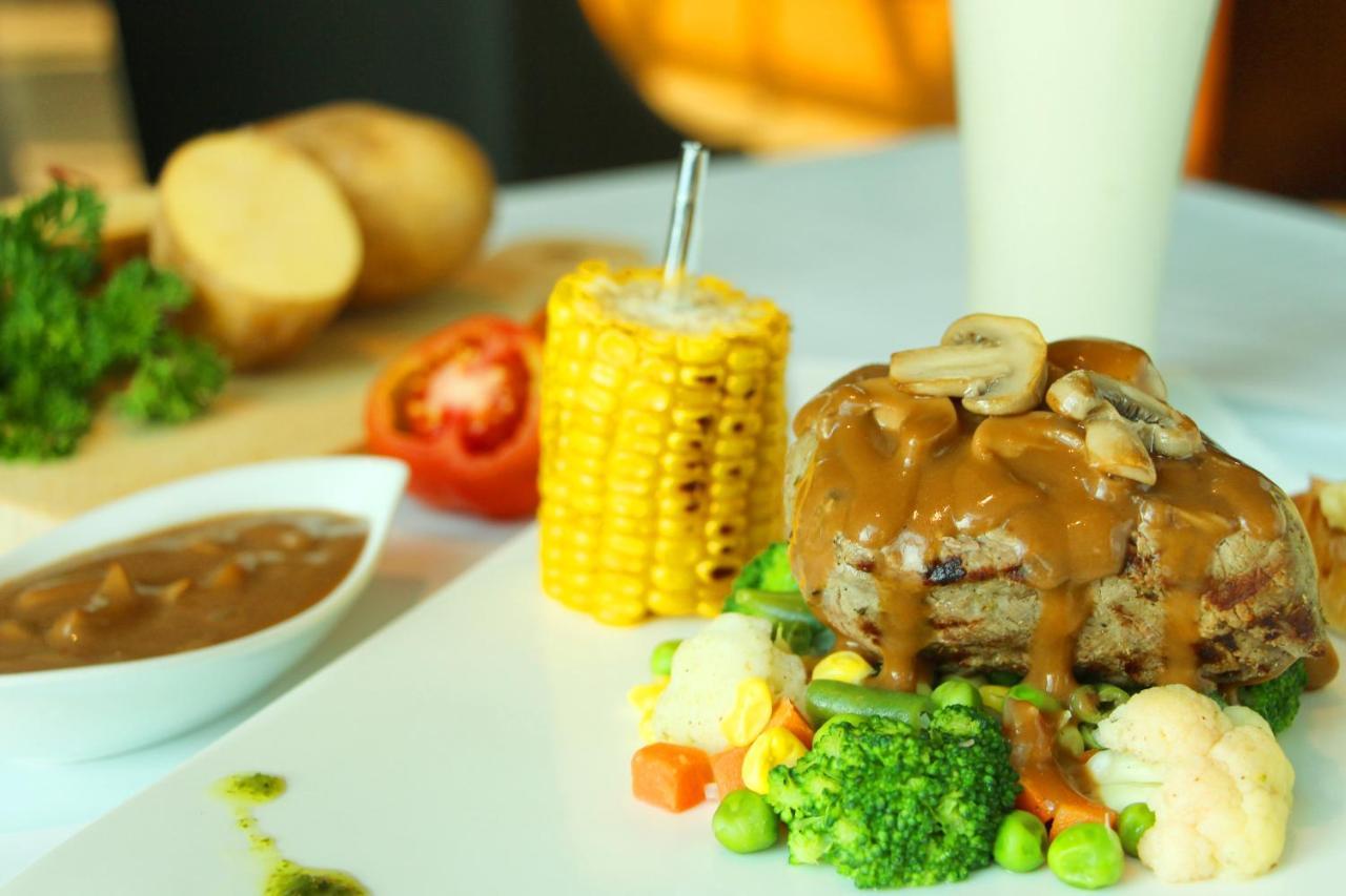 Swiss-Belhotel Bogor Luaran gambar